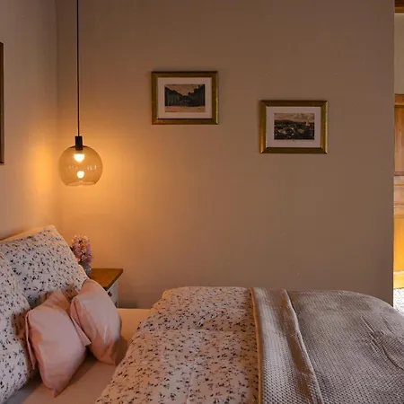 Erintes Vendeghaz Lägenhet Tállya