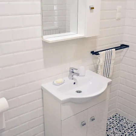 Erintes Vendeghaz * Tállya