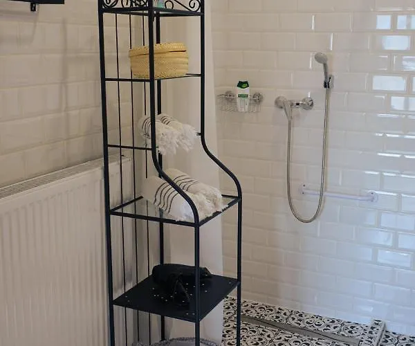 Apartament Erintes Vendeghaz *